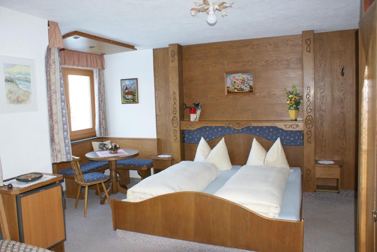 Haus Bergfrieden Hotel Bach  Quarto foto